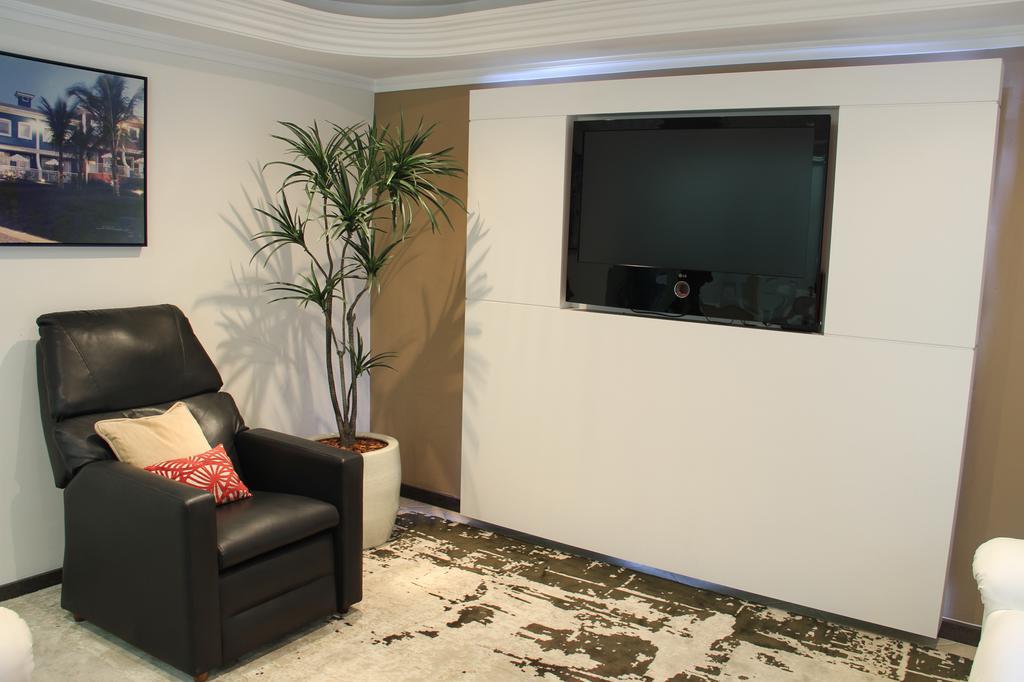 Hotel Italia Balneario Camboriu Bagian luar foto